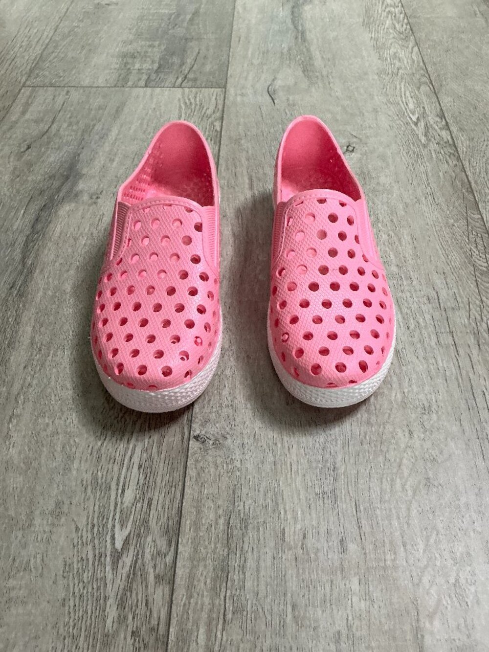 Pink EVA Slip On Water Shoes Women's EU 39 Perforated Garden Beach House Shoes